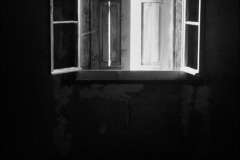 SW-F_2301_497710-Fenster-Battaglia_Robert-SB SW-F_2301_497710-Fenster-Battaglia_Robert-SB