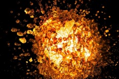DI-P_2501_677807-Glaeserne_Explosion-Windlin_Desiree-LZ-Bronze